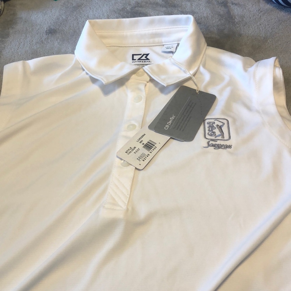 Sleeveless golf shirt